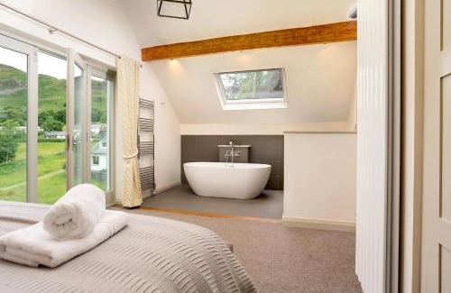 Little Langdale House | Lowfield House