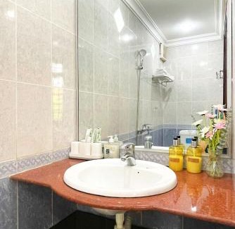 Thanh Khe House | LU HOMESTAY - A Lush and Peaceful Private Room in Da Nang