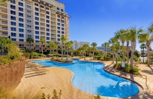 Sandestin Hotel | Luau #6633