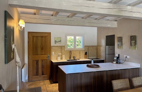 Forcalquier House | Luberon Contemporary house with heated pool in a 4-star resort