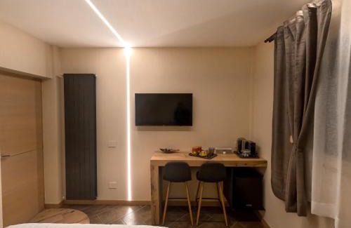 Villa Dalegno House | Lucalì Mountain Room