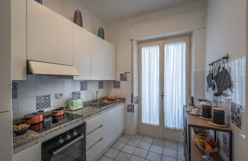 Lucca Historical Center Apartment | Lucca house - terrace and parking