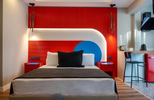Eski Lara Hotel | Lucky Monkey Midi Hotel