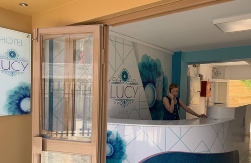 Agia Marina House | LUCY HOTEL NEXT TO THE SEA