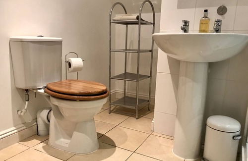 Stow-on-the-Wold Bed & Breakfast | Lucy's Tearoom B&B