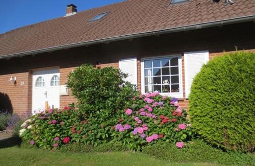 Hage Apartment | Luft und Meer 4* Ferienwohnung
