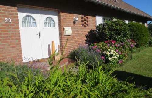 Hage Apartment | Luft und Meer 4* Ferienwohnung
