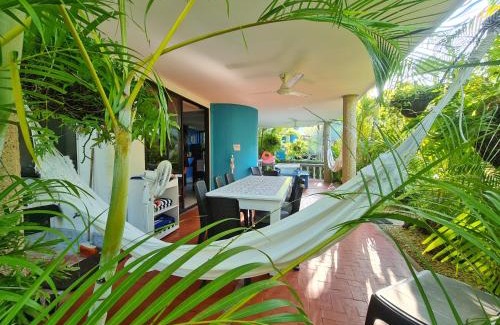 Tolu House | Lujosa cabana con piscina playa y servicio