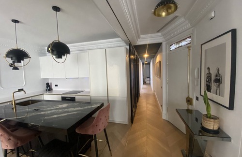 Sol Apartment | Lujoso Apartamento en Gran Vía
