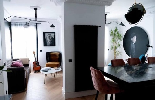 Sol Apartment | Lujoso Apartamento en Gran Vía