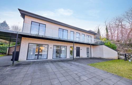 Hojbjerg Apartment | Luksus Lejlighed i Højbjerg m gratis parkering