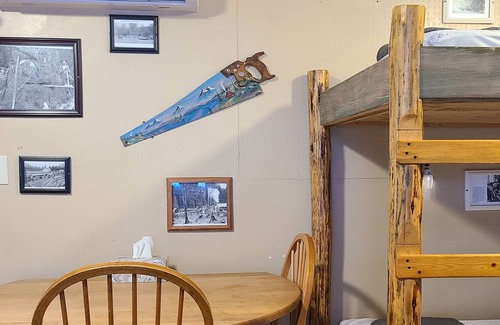 Coeur d'Alene Cabin | Lumberjack Bunkhouse...in the Heart of Coeur d'Alene, Idaho. Sleeps 8.