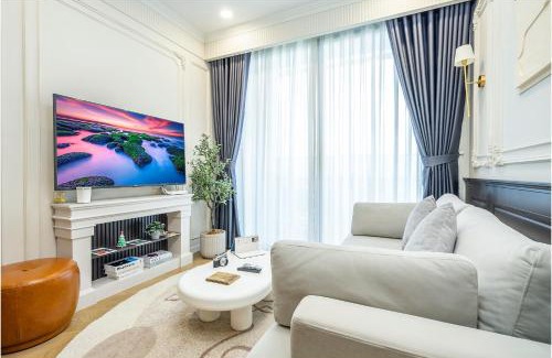 Thao Dien Apartment | Lumiere Skyline Luxe - Free Pool & Gym in Thao Dien