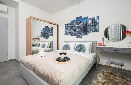 Mirow Apartment | Lumina Premium Apartments on 15th Floor