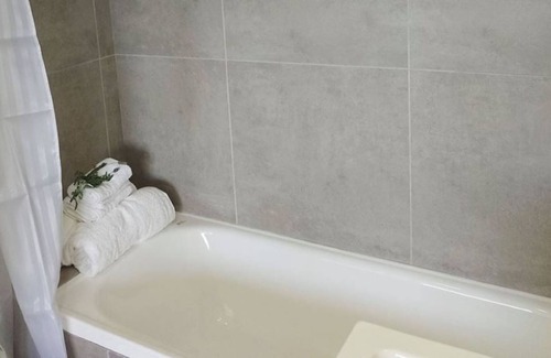 San Cristobal Apartment | Luminoso y Moderno Departamento con Balcón