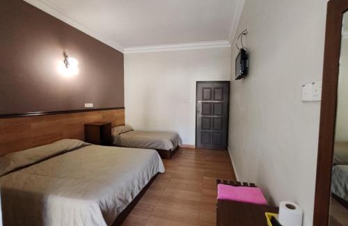 Lumut House | Lumut Villa Inn Homestay