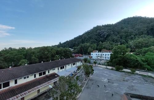 Lumut House | Lumut Villa Inn Homestay