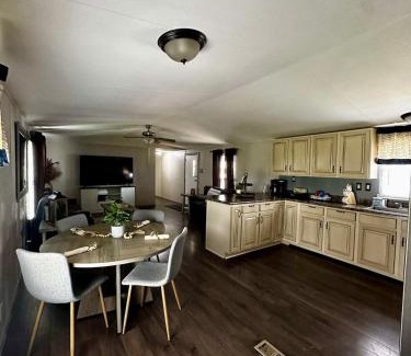 Kingfisher Apartment | Luna Belle