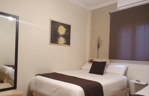 Alcala de Guadaira Apartment | LUNA-Guest Rooms