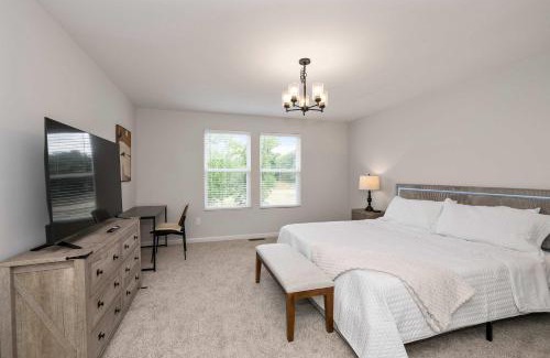 Walton House | Lunar Haven - Gorgeous 5 BDR