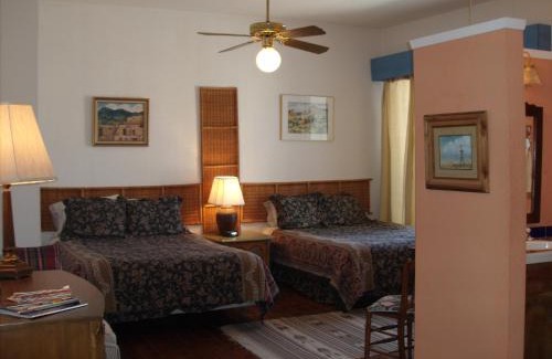 Las Cruces Hotel | Lundeen Inn of the Arts