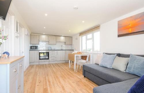 Widemouth Bay House | Lundy View Chalet