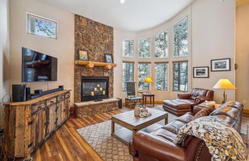 The Reserve House | Lupine Chalet home