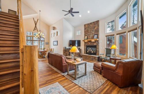 The Reserve House | Lupine Chalet home