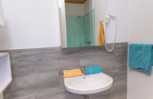 Drobollach am Faakersee Bed & Breakfast | Lupinienweg - Fewo Nr. 6 - Ferienwohnungen Petschnig