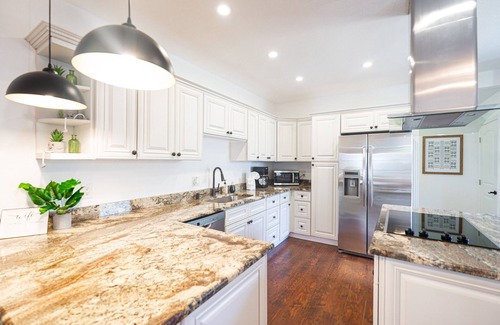 Old Seminole Heights Villa | Lush 3-bedroom Villa with Pool