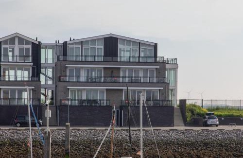 Sint-Annaland House | Lush apartment with water views