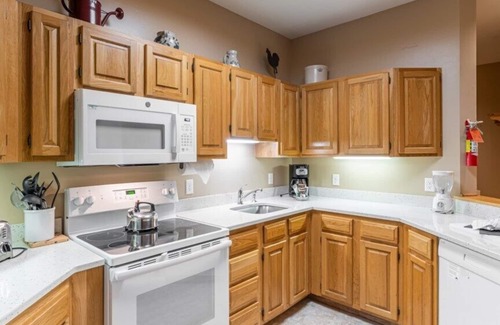 Jeffersonville Condo | Lush Club Wyndham Smugglers Notch, 1 Bedroom Suite
