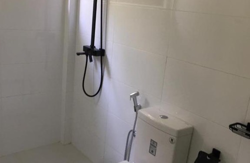 Unawatuna House | Lush Green Villa