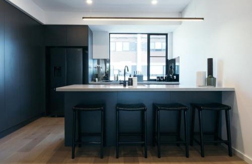 Adelaide Central Business District House | Lusso - Rooftop Views 3BR 3BTH 4 Level Townhouse