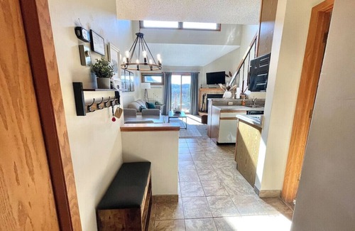 Lutsen Apartment | Lutsen Mtn Condo Ski in Ski out Pool Hot Tub Fitness