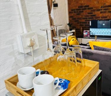 Downtown Johannesburg Apartment | Luu's