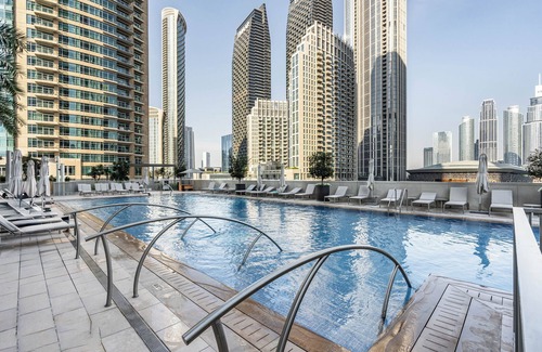 Downtown Dubai Apartment | Lux 3BHK Burj Khalifa & fountain view