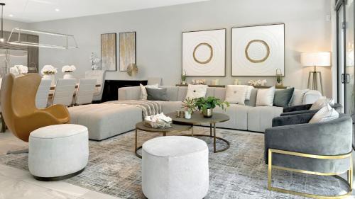 Coconut Grove House | Lux 4BR Retreat with Heated Pool, BBQ, and Bikes
