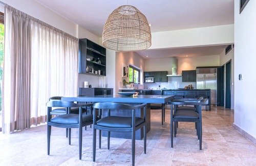 Nuevo Vallarta Villa | Lux 5-Star Villa: In Gates, Staffed, Beach Clubs, Golf & More!