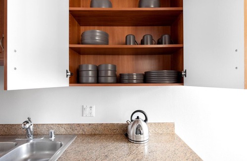 Beverly Grove Apartment | Lux Beverly Hills 1BR, nr Century City, The Grove by Blueground