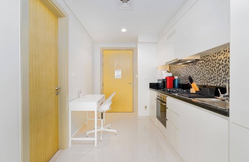 Sheikh Zayed Road Apartment | Lux BnB Aykon City I Skyline Canal Views