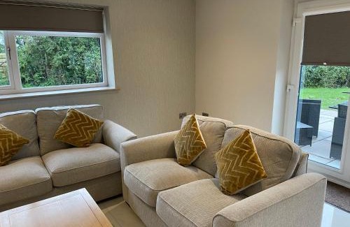 Blackburn House | Lux Cottage