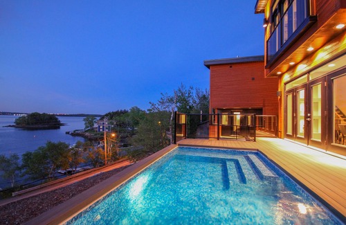 Halifax House | Lux Exec Home HFX Waterfront Pool Hot Tub