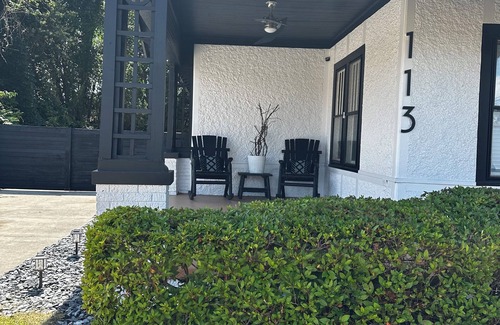 Columbus House | Lux Housenproperty located in the heart of the historic district of Columbus, MS