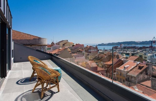 Lisbon Old Town Apartment | LUX LAPA Designer Penthouse