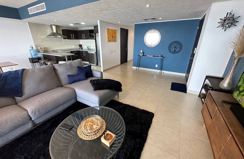 South Hotel Zone Resort | @Lux Seaview Suite W/King Bed & Infinity Pools@