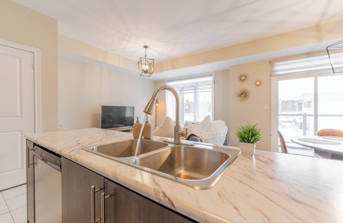 Pickering House | Lux Style | New Town | Pickering | Greater Toronto