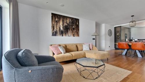 Sao Martinho Apartment | Lux Suite by LovelyStay