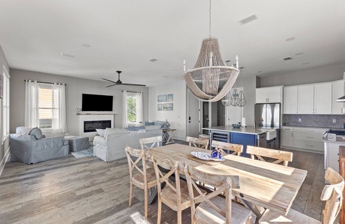 Gulf Shores House | Lux Waterfront Home, Free Heated Pool, Hot Tub&Fire Pit, Pier/Boat Dock, Views!