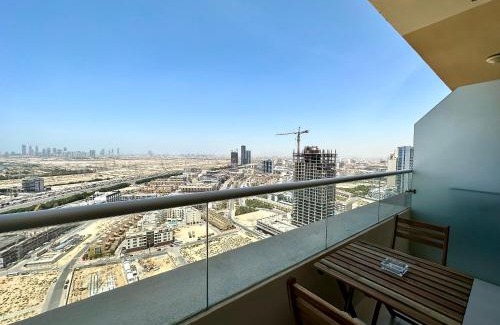 Jumeirah Village Apartment | LuxBnB Studio Ghalia J V C